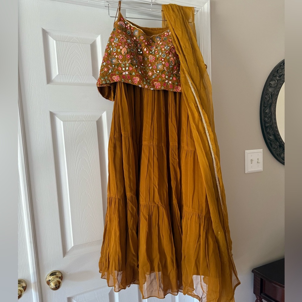 Lehenga Set Size Small